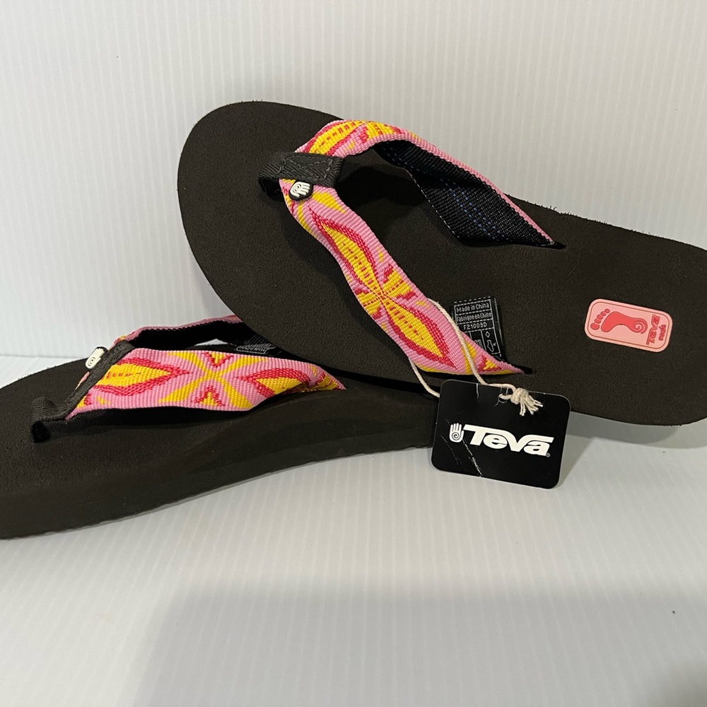 TEVA Meridiani Coral Flip Flops